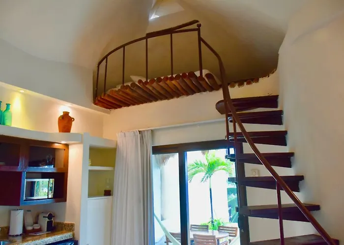 Playa Palms 4*
